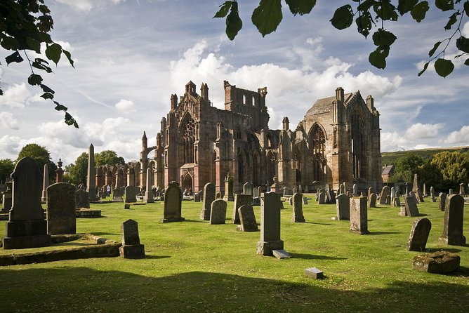 1 Day Alnwick Castle, Holy Island & Scottish Borders - Who should book this day trip?
