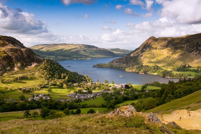 3-Day Lake District Explorer Small-Group Tour from Edinburgh - A small coach from Edinburgh to the English lakes