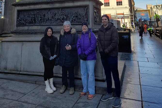 3 Hour Private City Highlights Glasgow Walking Tour - The People’s Palace and the River Clyde