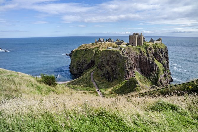 4-Day Scottish Castles Experience Small-Group Tour from Edinburgh - A four-day route with a clear Scottish story