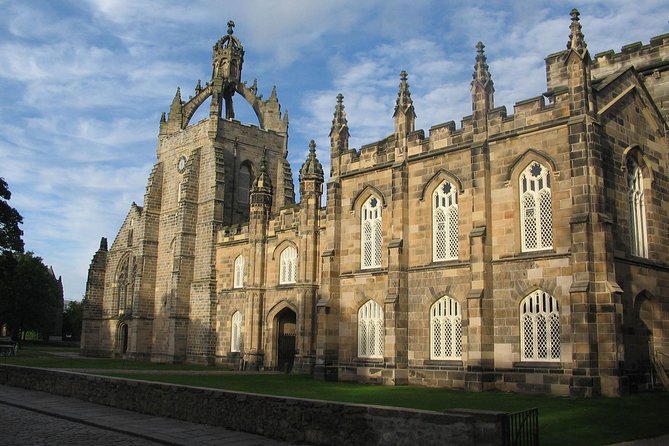 Aberdeen Airport/Train/Harbour transfer & Private Guided Tour - Drum Castle: Medieval Roots and Formal Gardens