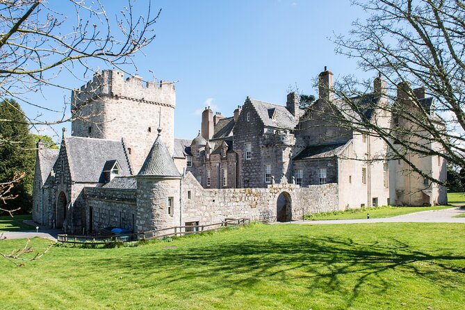 Aberdeen Airport/Train/Harbour transfer & Private Guided Tour - Weather, Timing, and Cancellation Concerns