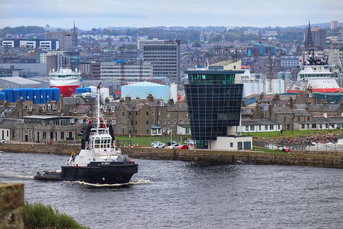Aberdeen Tour App, Hidden Gems Game and Big Britain Quiz (1 Day Pass) UK - Why the group price can work well