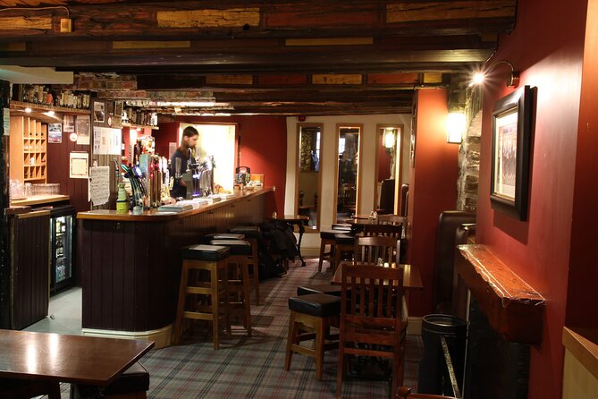 Afternoon Whisky Tasting in a Traditional Edinburgh Bar - Whisky shopping advice you can use afterward
