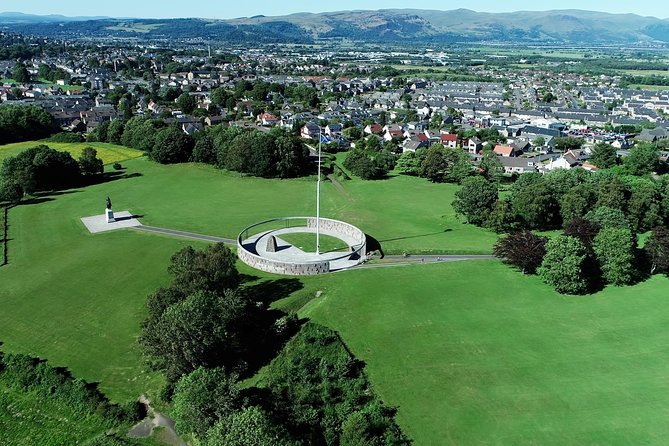 Bannockburn Battlefield Tour - Starting beside the Robert the Bruce Statue