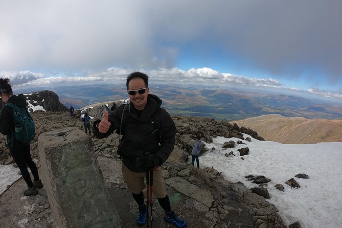 Ben Nevis Hiking Day Trip from Edinburgh - What the guide adds on a difficult day