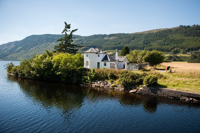 Caledonian Canal and Loch Ness Sightseeing Cruise - Reaching Loch Ness and watching for Nessie