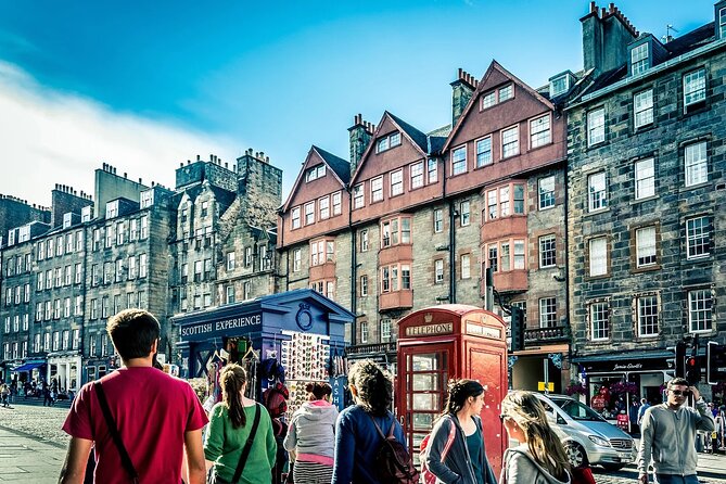 Cellar Of Scotland Walking Tour, taste Edinburgh's finest drinks - What the $95.98 price really covers