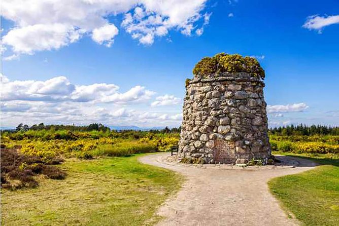Clan Tour - OUTLANDER series and Loch Ness - Culloden House and the road to battle