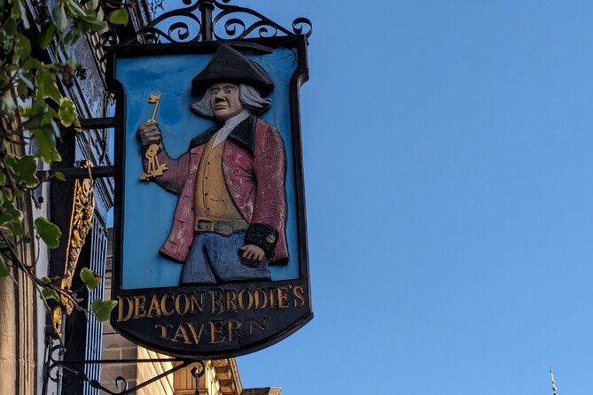 Dark History and Ghost Tour of Edinburgh - Victoria Street, Diagon Alley, and a darker wizard