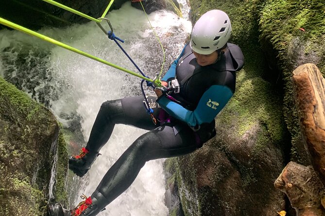 Discover Canyoning in Dollar Glen - Why Dollar Glen works so well for a first canyoning trip