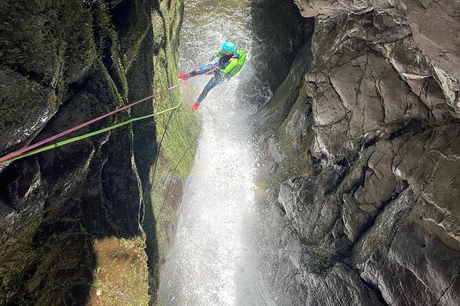 Discover Canyoning in Dollar Glen - The equipment is a major part of the value