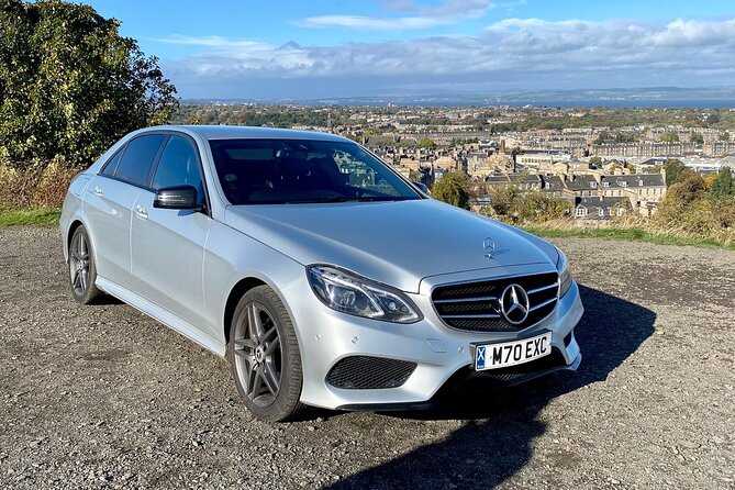 Edinburgh Airport to St Andrews plus return journey private transfer - A private ride changes the airport experience