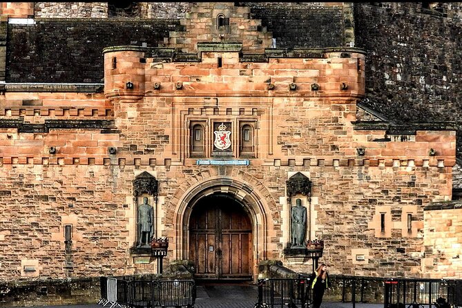 Edinburgh Castle Guided Tour - Tickets Included - Mons Meg, the 6.6-Tonne Cannon