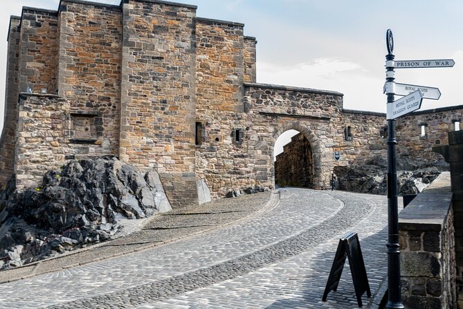 Edinburgh Castle: Guided Walking Tour with Entry Ticket - Booking, Cancellation, and Final Advice