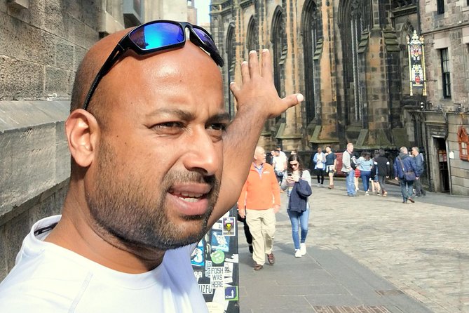 Edinburgh City Walking Tour, Discover Old Town, Royal Mile with a Local Expert! - Key Points About the Edinburgh Old Town Walk