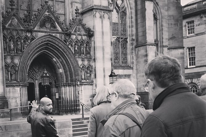 Edinburgh City Walking Tour, Discover Old Town, Royal Mile with a Local Expert! - Why Rishi’s Guiding Style Matters