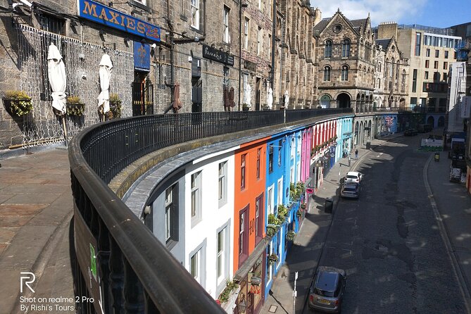 Edinburgh City Walking Tour, Discover Old Town, Royal Mile with a Local Expert! - Alleys, Closes, and Edinburgh’s Different Street Levels