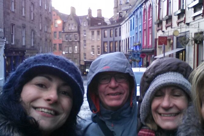 Edinburgh Custom Private Tour with a Local, see the city unscripted - Why a private Edinburgh walk can be a smart first-day choice