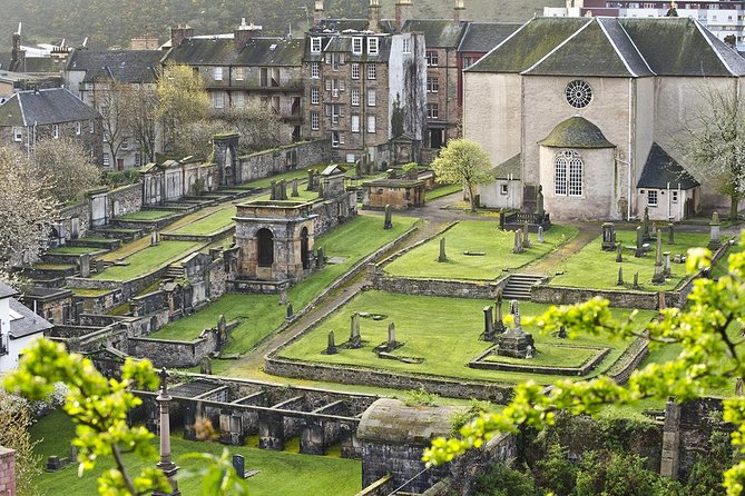 Edinburgh Darkside Walking Tour: Mysteries, Murder and Legends - Climbing Calton Hill for views and witch-trial stories