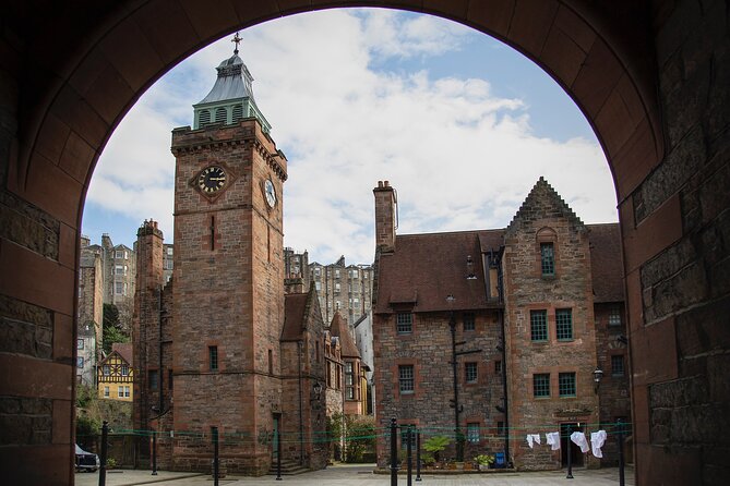 Edinburgh: Dean Village & New Town Walking Tour - The Scott Monument and Edinburgh’s literary pride