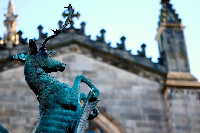 Edinburgh Food Tour with Scotch, Haggis, a Secret Dish & More - Edinburgh sights between the food stops