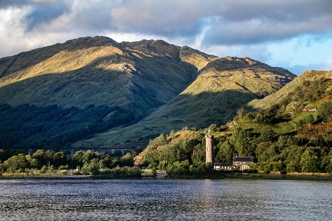 Edinburgh: Glenfinnan Viaduct, Glencoe & Fort William - Glencoe and the Three Sisters viewpoint