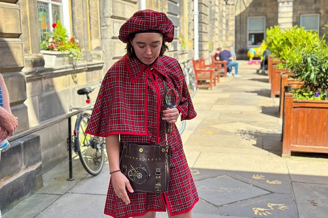 Edinburgh Historical Gems Tour with Whisky & Local Flavours - What $55.24 buys you