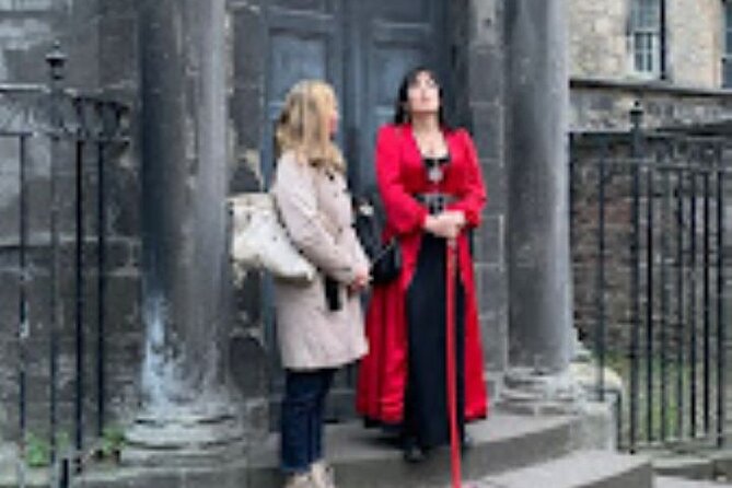 Edinburgh Historical Tour in Spanish - A 90-minute route through Edinburgh’s darker past