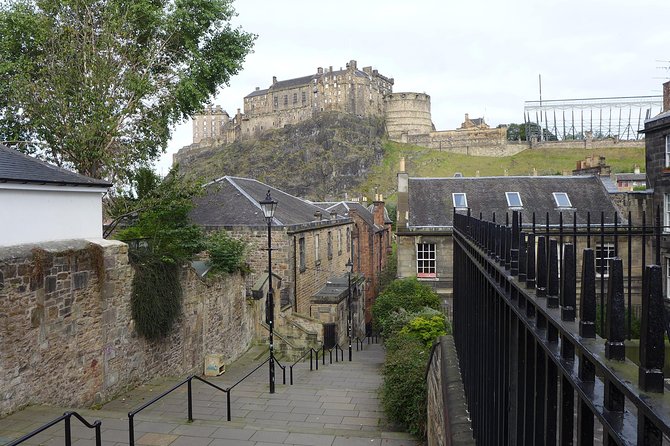 Edinburgh: History Lovers Old Town Walking Tour - Grassmarket and Edinburgh Castle views