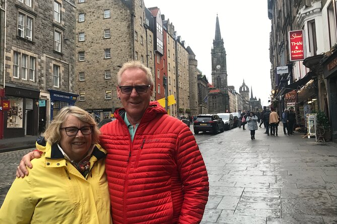 Edinburgh Like a Local: Private & Personalized Experience (3 hrs) - Whisky, pubs, and local recommendations