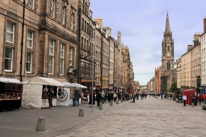 Edinburgh Old Town Private Self-Guided Tour - Scotland, England, and the question of parliament
