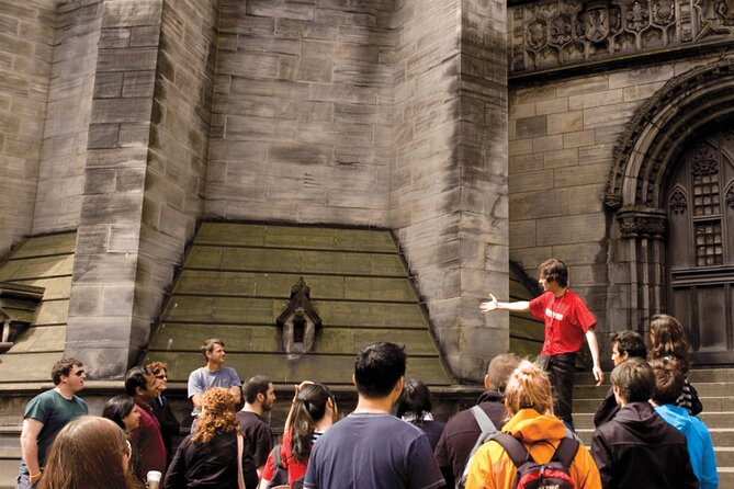 Edinburgh: Old Town's Highlights Walking Tour - Who should book this Old Town walk?