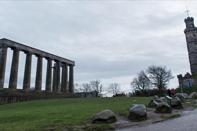 Edinburgh Private Tour Brazilian Guide - Edinburgh Castle gets the longest visit