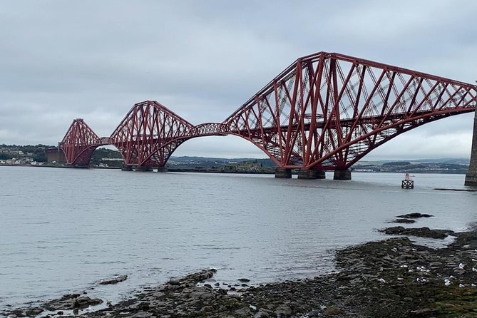 Edinburgh Private Tour Brazilian Guide - The whisky stop needs a clear expectation