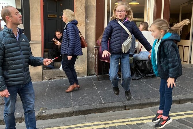 Edinburgh Quest: Self Guided City Walk & Immersive Treasure Hunt - A private group, not a guided tour