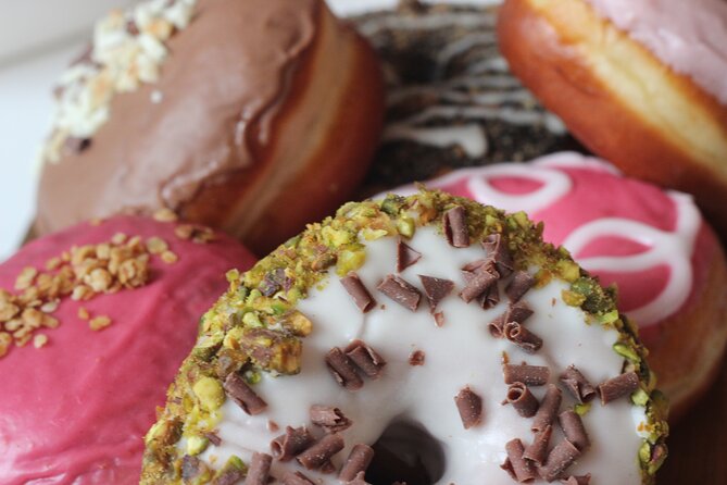 Edinburgh’s Donut & Pastry Experience with Underground Donut Tour - Returning to Grassmarket and tasting at Kilted Donut