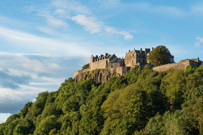 Edinburgh: Stirling Castle & Loch Lomond Private Luxury Day Tour - Stirling Castle in 90 minutes