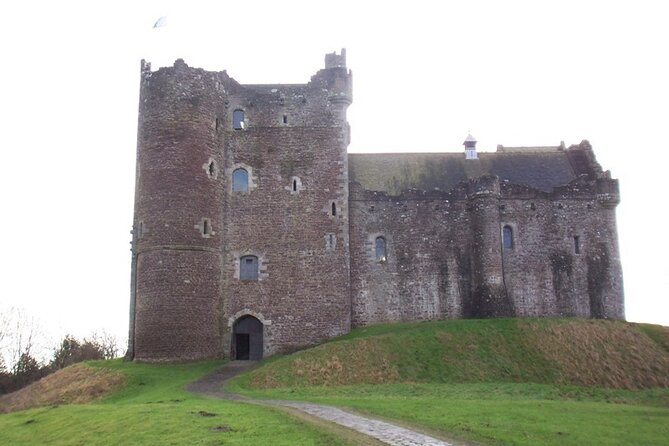 Edinburgh to Inverness Private Transfer with Tour on the way - Pickup in Edinburgh, then north toward the Highlands