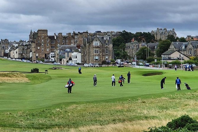 Edinburgh to St Andrews private driving tour - The University of St Andrews adds a youthful side