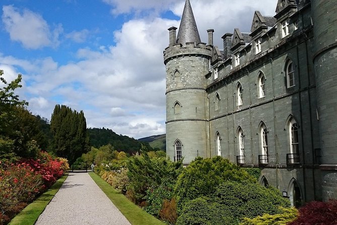 Edinburgh: West Highland Lochs, Mountains & Castles - Inveraray Castle and the limits of a one-hour stop