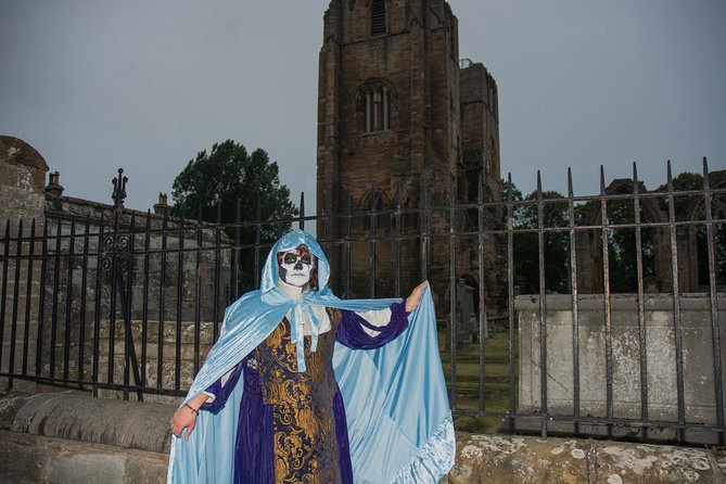 Elgin cathedral Interior Tour - The pauper’s story adds a human touch