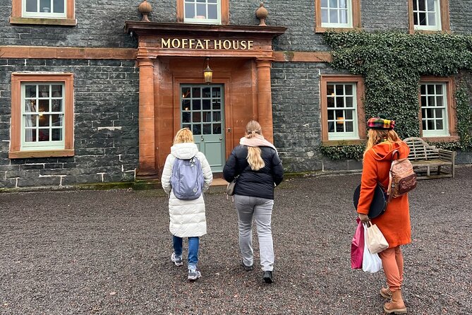 English Speaking Homestay Exploring Edinburgh and National Parks - Day 4 at Drumlanrig Castle: a historical change of pace