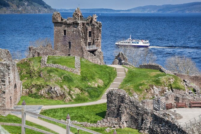 Exclusive Loch Ness & Glencoe Private Tour - Loch Lomond: a generous first stop