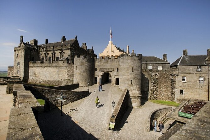 Executive Scottish Lowlands Tour - Blackness Castle and the Firth of Forth