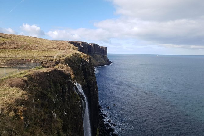 Executive Skye Tour from Portree Harbour - Talisker Distillery in 30 minutes