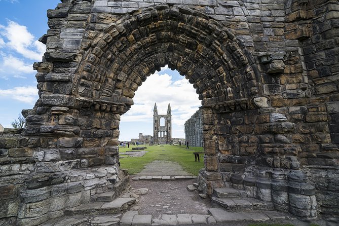 From Edinburgh: 5-Day Isle of Skye, Oban, & Highlands Tour - Day 2: Glencoe, Glenfinnan, Loch Ness, and Eilean Donan