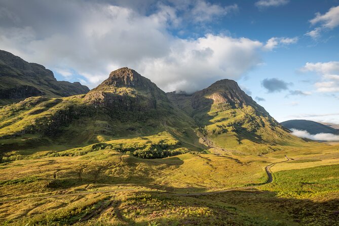 From Edinburgh: 6-Day Isle of Skye & Hebridean Hopper Tour w/Room - Iron Age ruins and Atlantic weather on Lewis