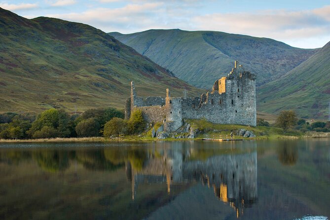 From Edinburgh: Argyll, Castles & West Highlands Day Tour - Kilchurn Castle beside Loch Awe