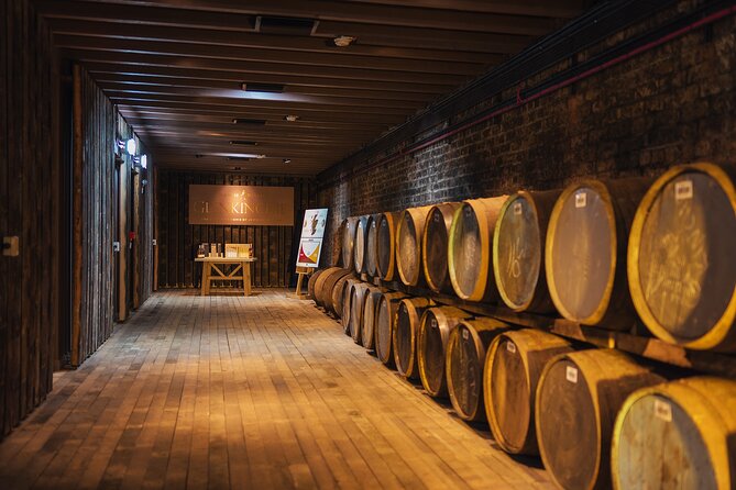 From Edinburgh: Glenkinchie Distillery & Whisky Experience - Meeting at St Andrew Square at Noon